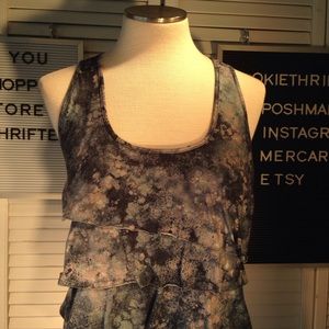 Women's tank top size large perfect for summer